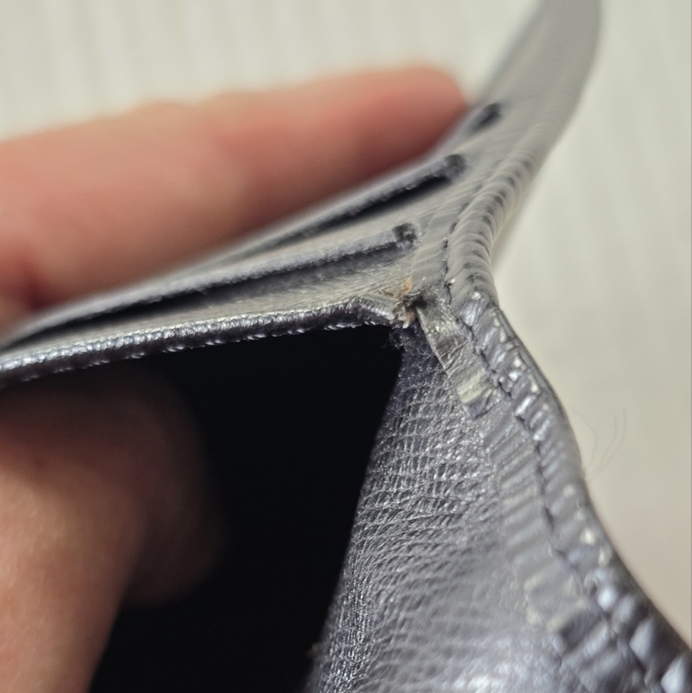 Louis Vuitton Black Epi Leather Porte-Tresor International Trifold Snap Wallet - Picture 14 of 16
